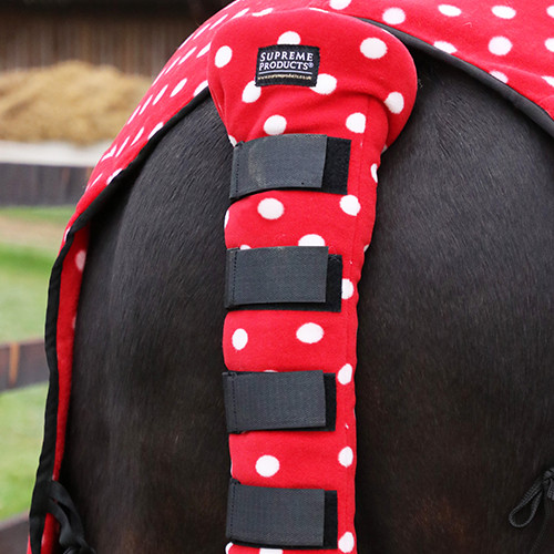 Supreme Products Dotty Fleece Tail Guard - Rosette Red - Pony
