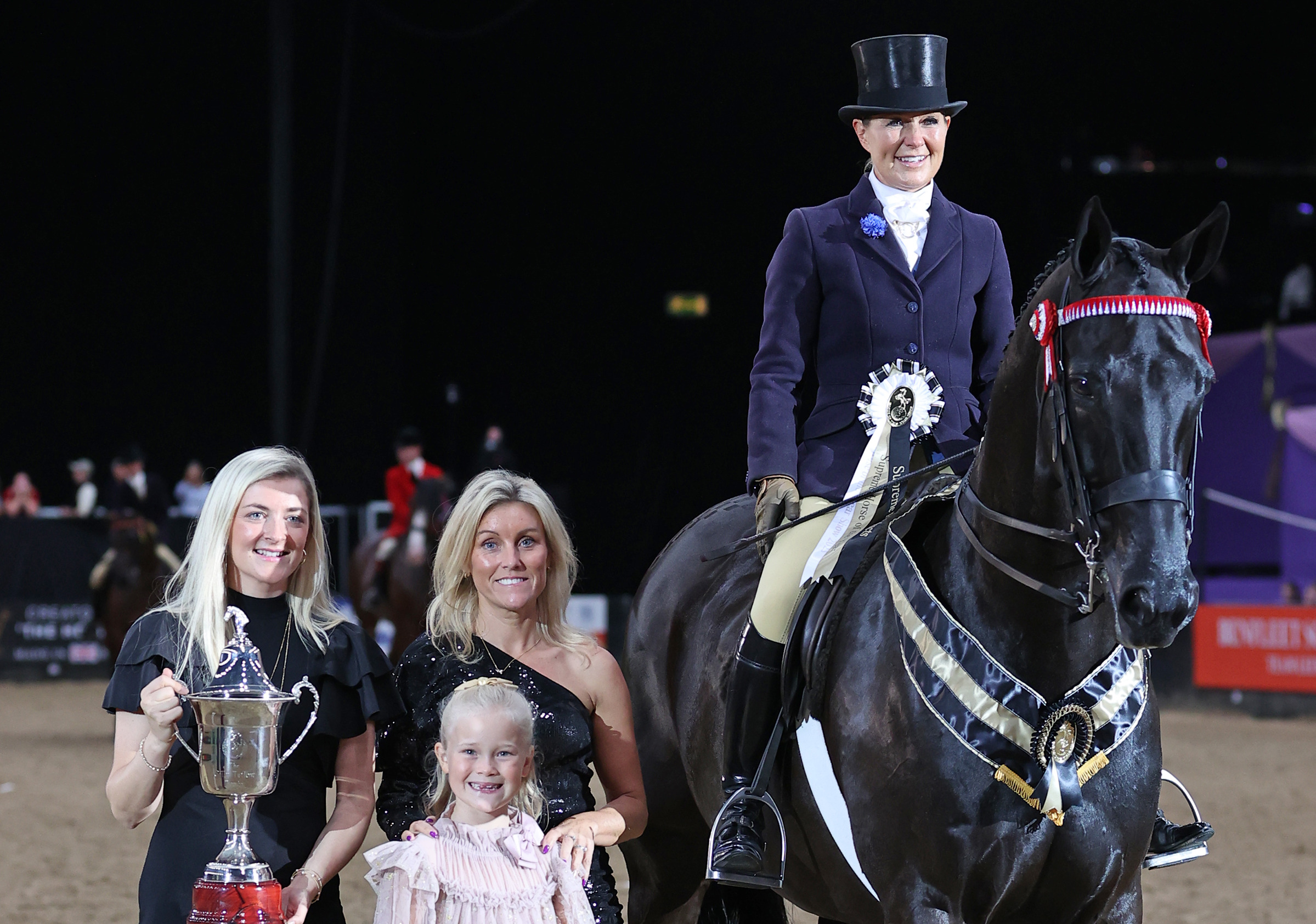 Supreme Products continues to support major showing championships